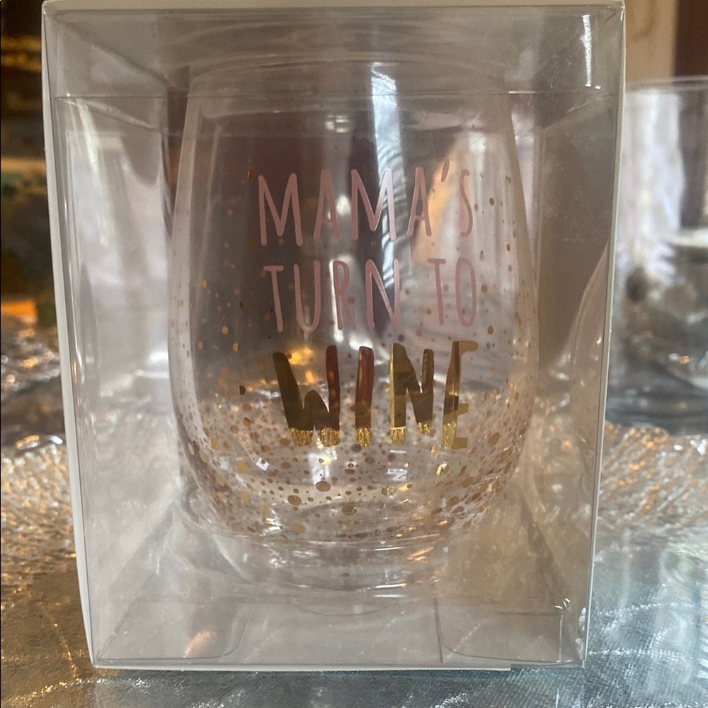 Mama's Turn to Wine Glass! - Picture 4 of 5